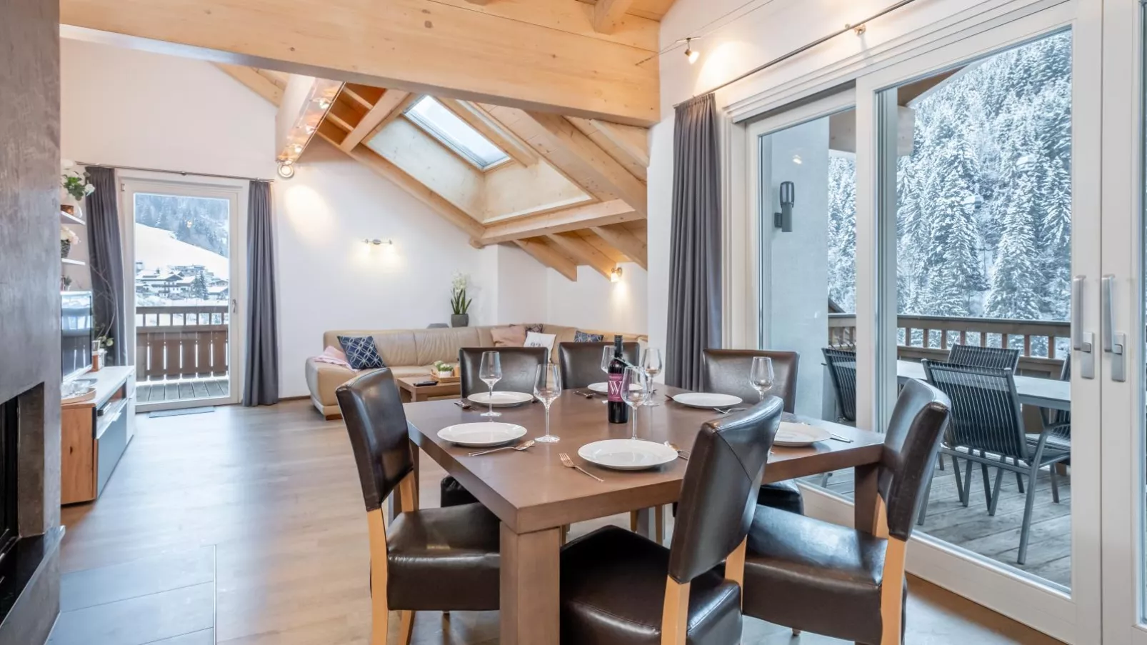 Saalbach Hinterglemm-Dining room