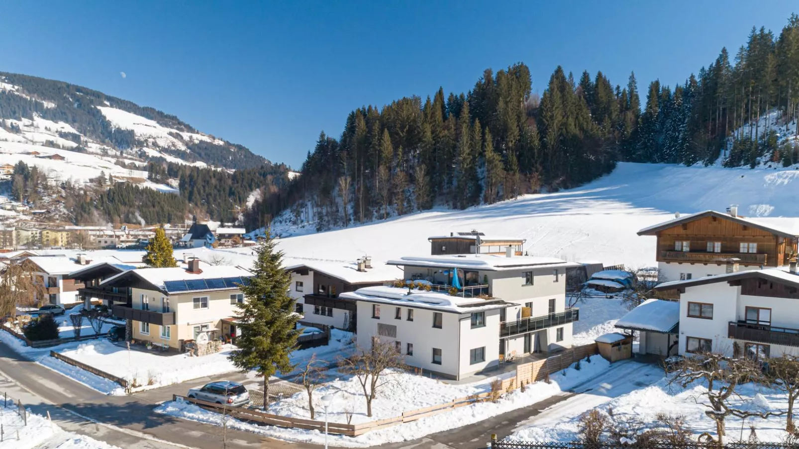 Tirola Bude-Exterior winter