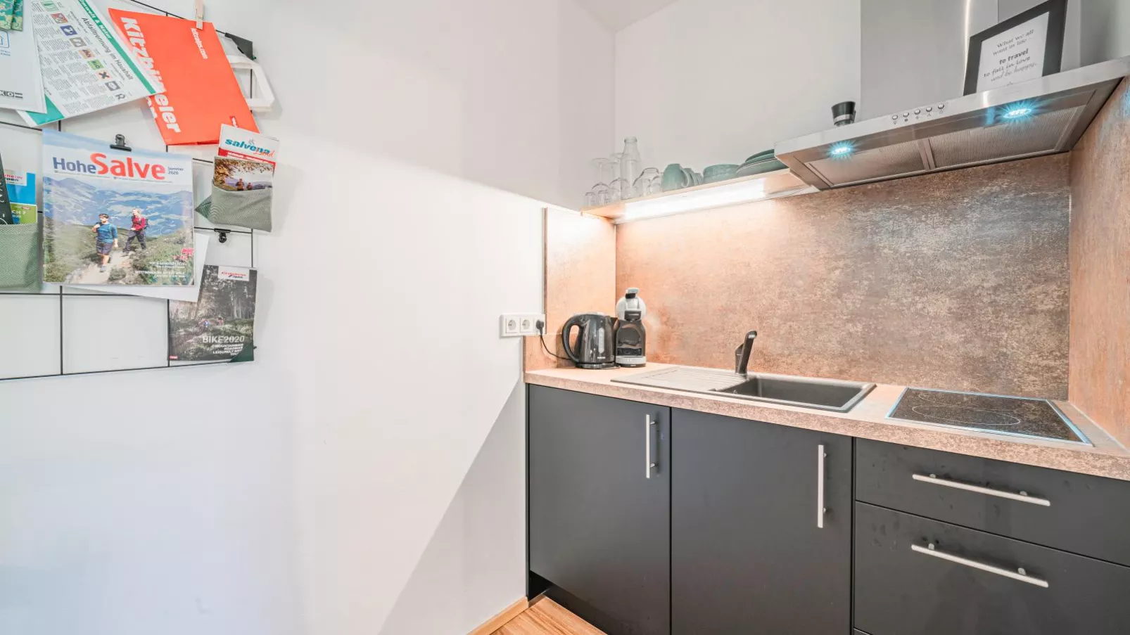 Tirola Bude-Kitchen