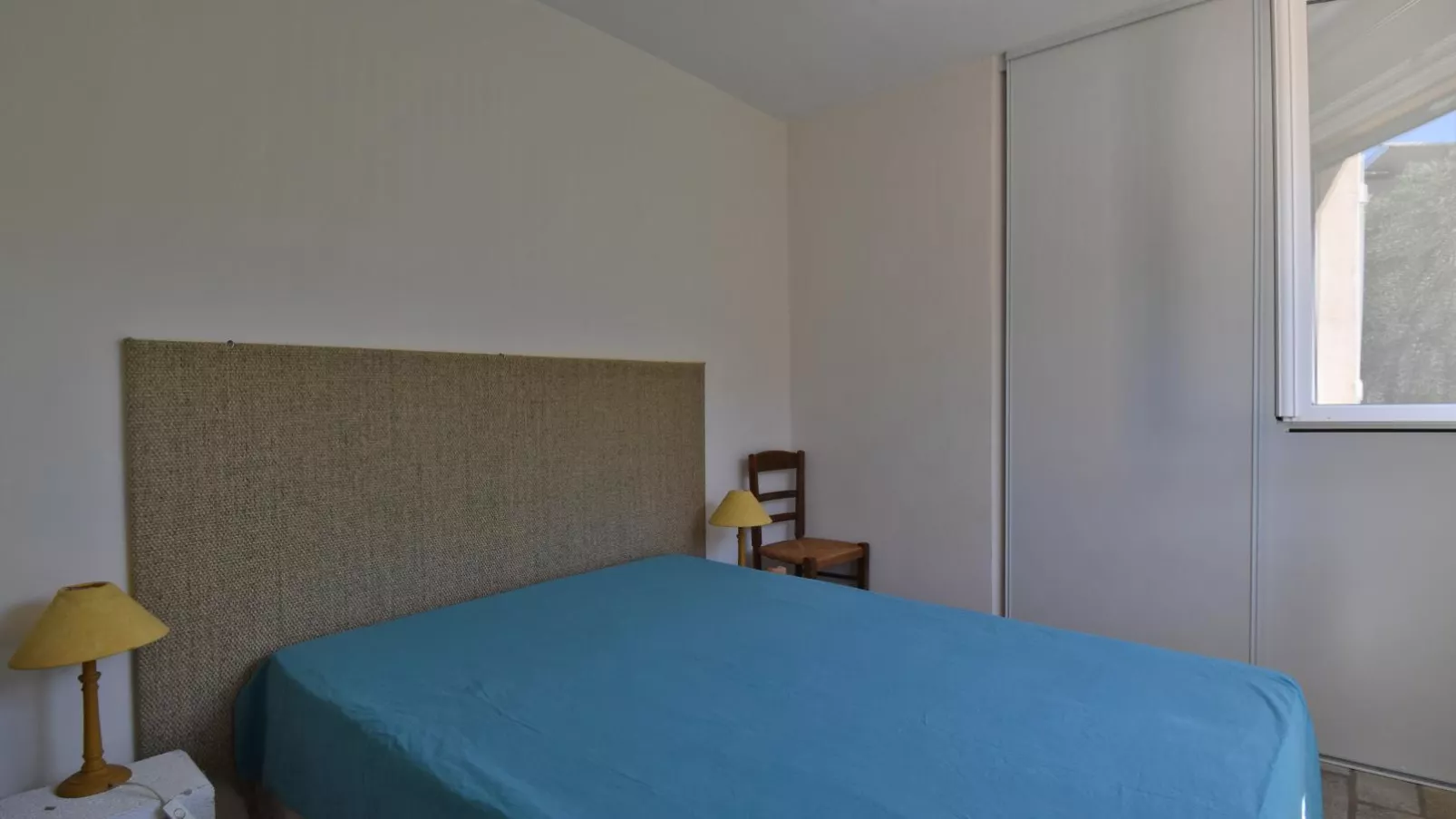 Vue Jardin-Bedroom