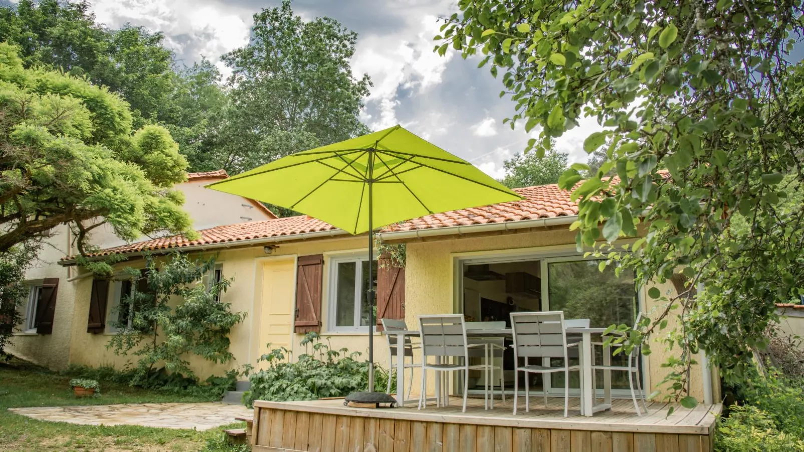Gite Moulin de lAlbarède-Exterior summer