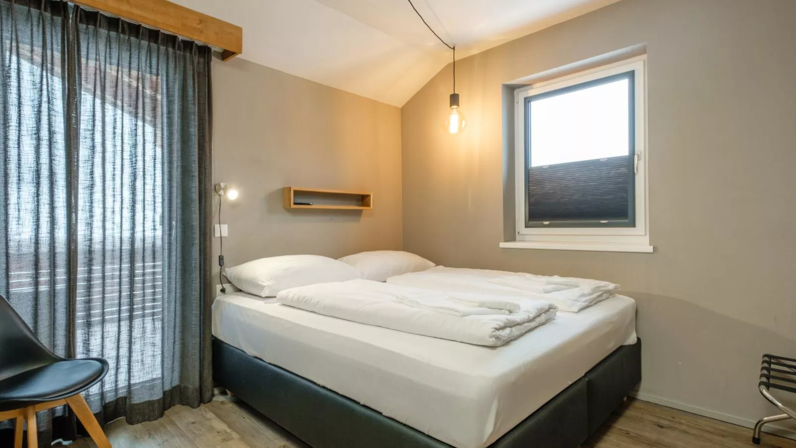 Hirnreit-Bedroom