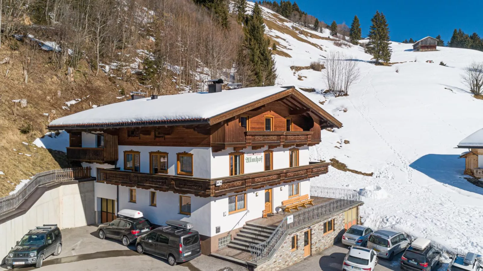 Ferienhaus Almhof-Exterior winter