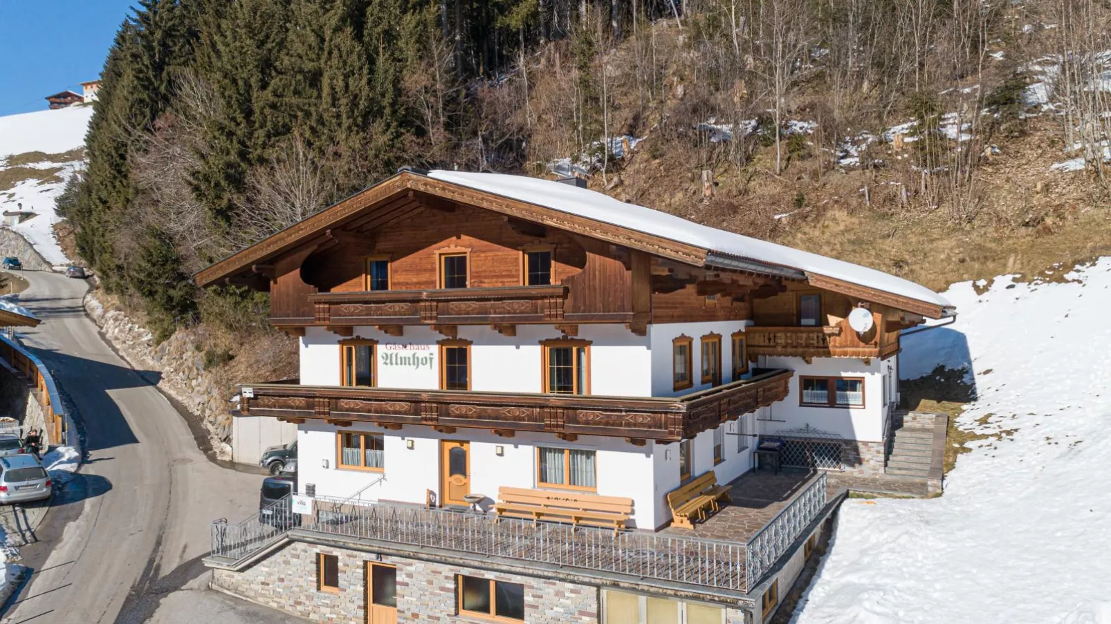 Ferienhaus Almhof-Exterior winter