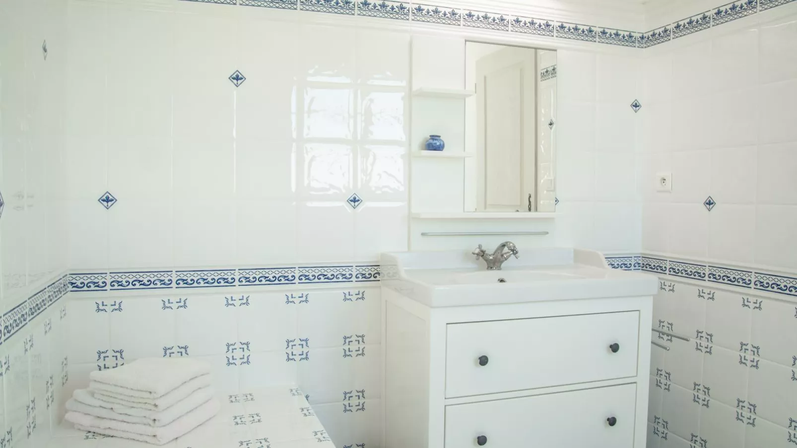 Villa de Montaigu-Bathroom