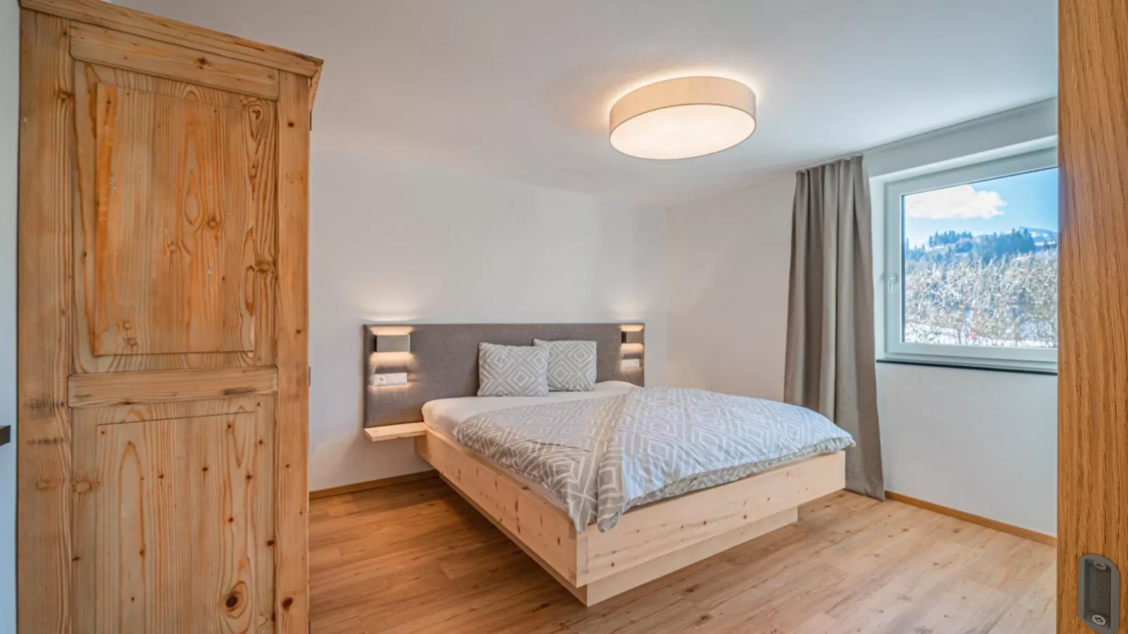 Apartement am Lift XL-Chambre