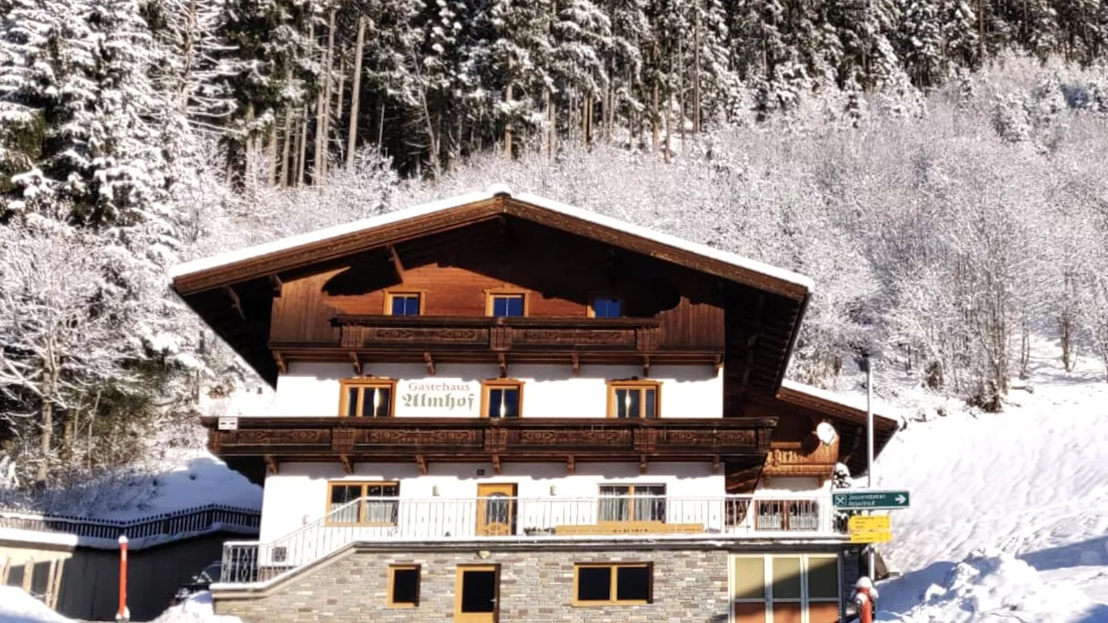 Ferienhaus Almhof-Exterior winter