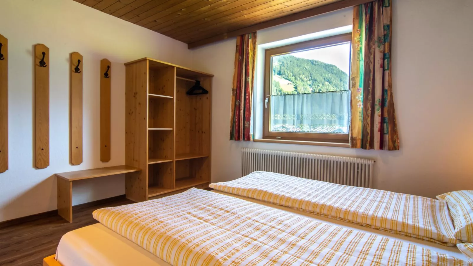Fankhauser I-Bedroom