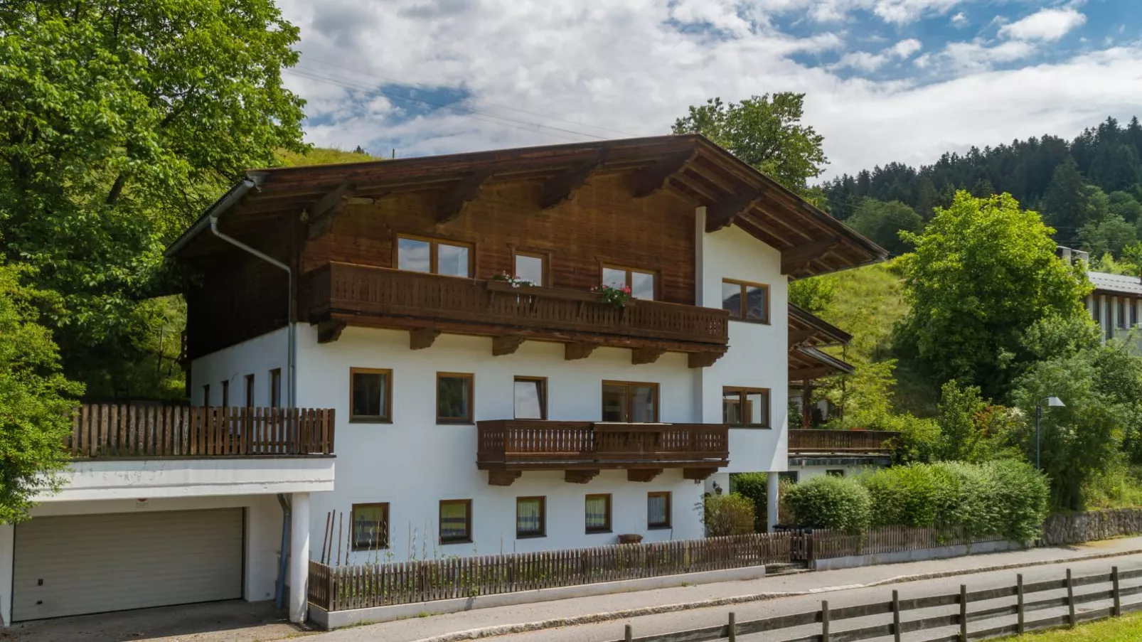 Apartment am Lift Top 1-Außenbereich Sommer
