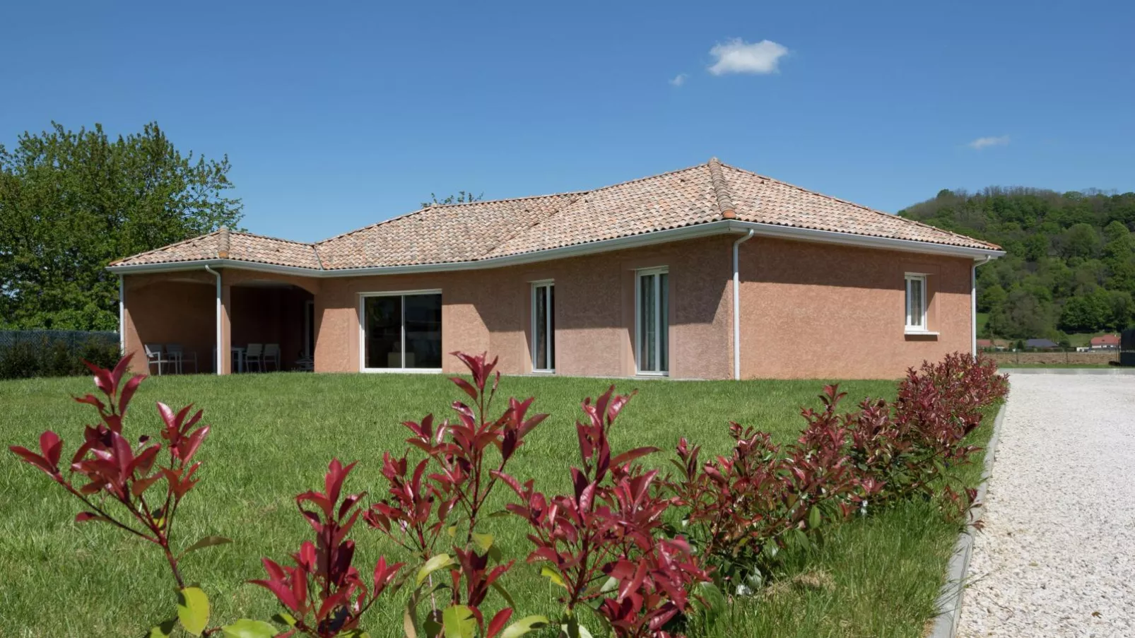 Gite Moderne de Lourdes-Exterior summer