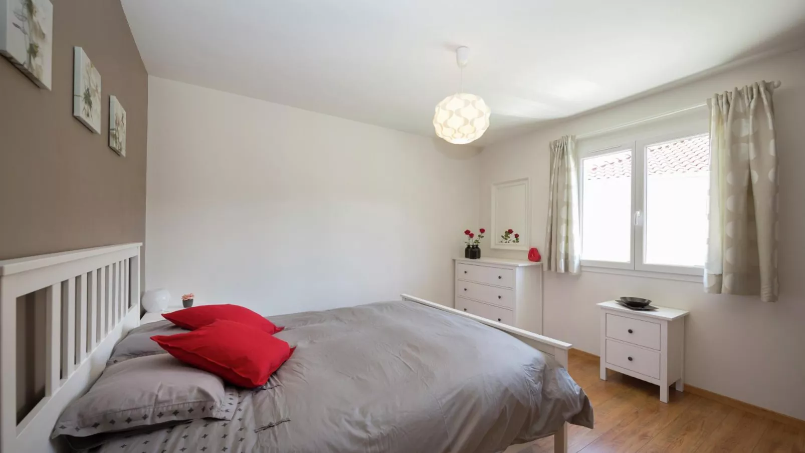 Gite Moderne de Lourdes-Bedroom