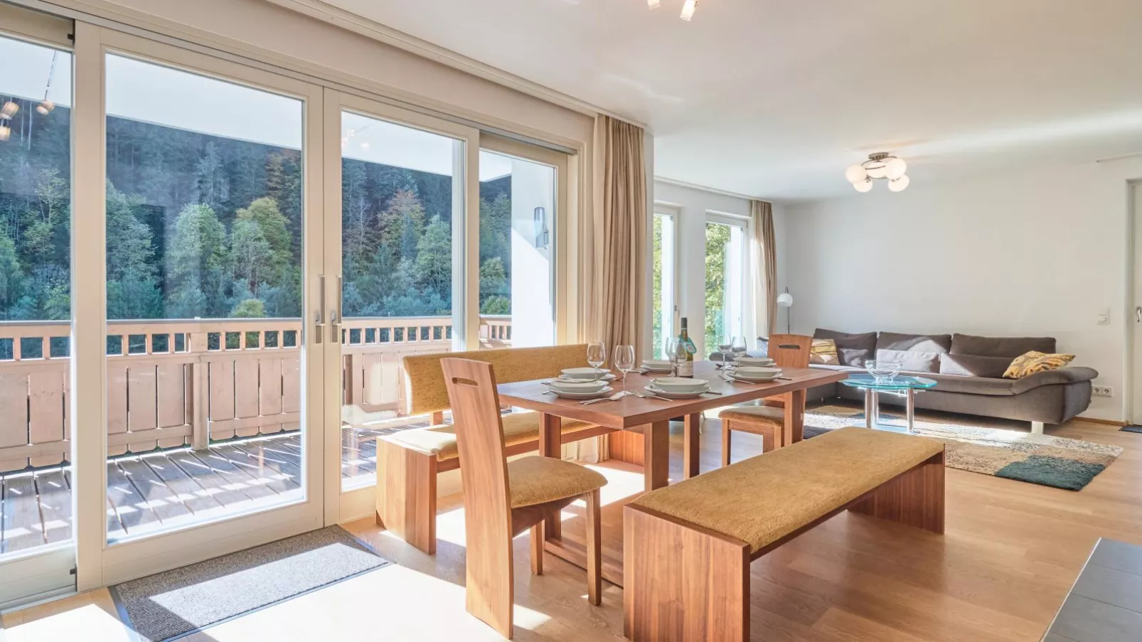 Drei Berge Top 5-Dining room