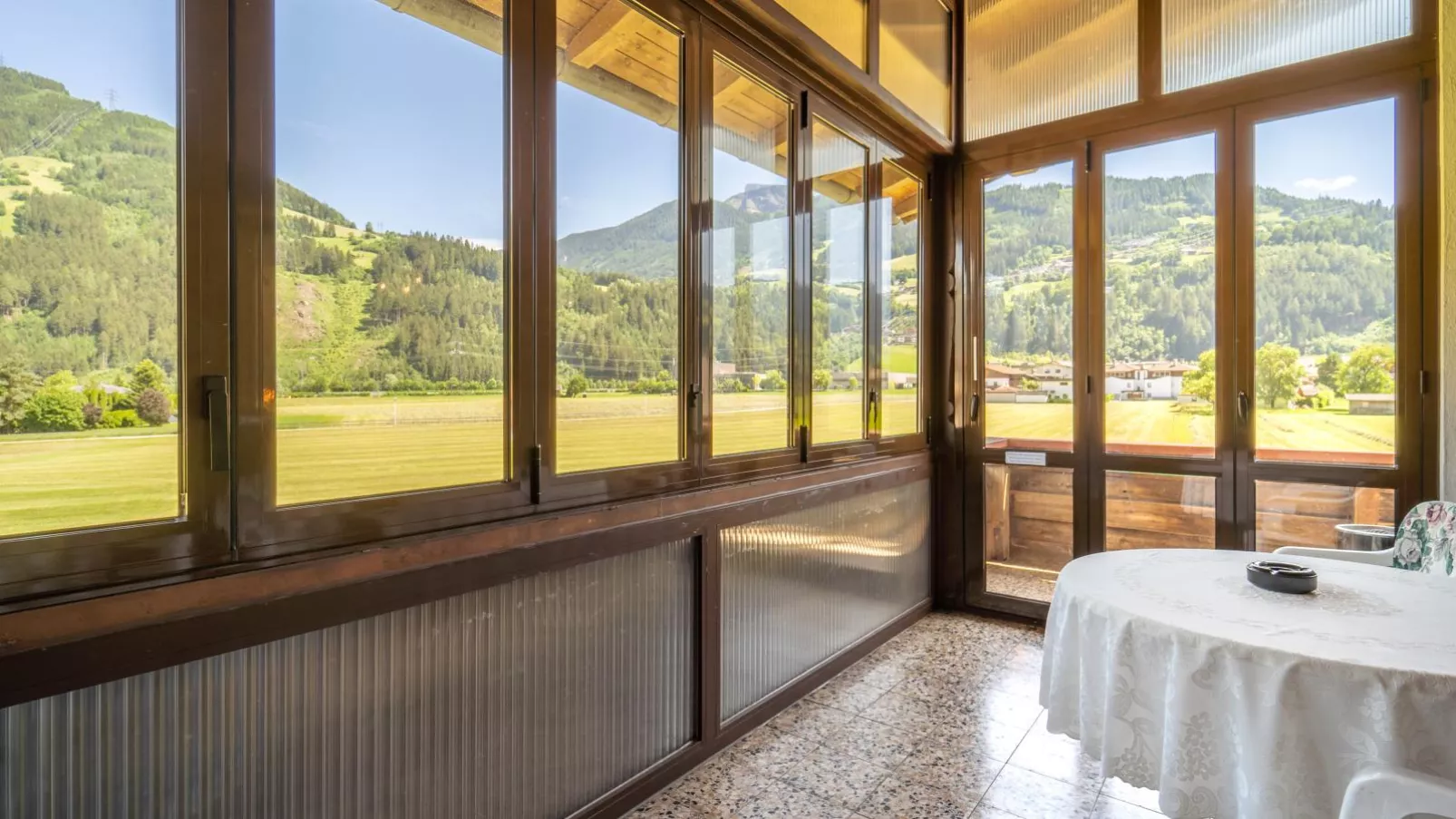 Tiroler Gästehaus-Einrichtungen