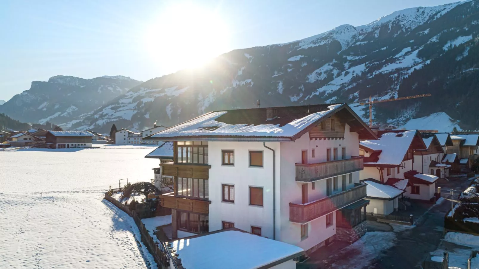 Tiroler Gästehaus-Außenbereich Winter
