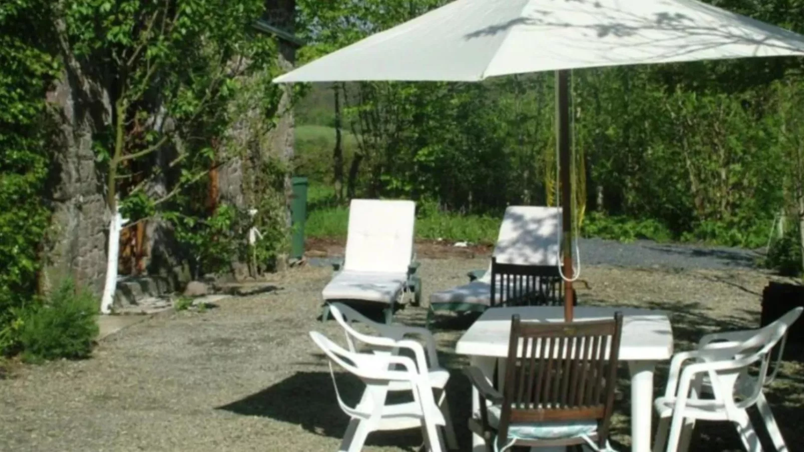Gite Le Chevalier-Terrace balcony
