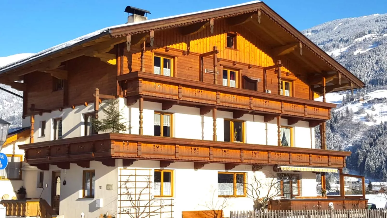 Fankhauser-Exterior winter