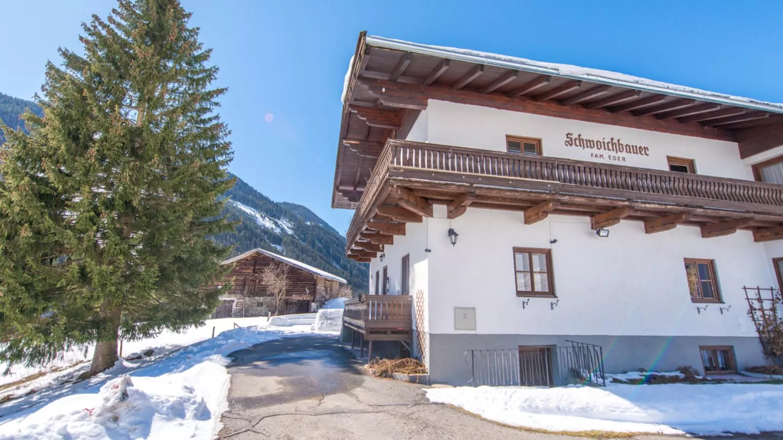 Schwoichbauer II-Exterior winter