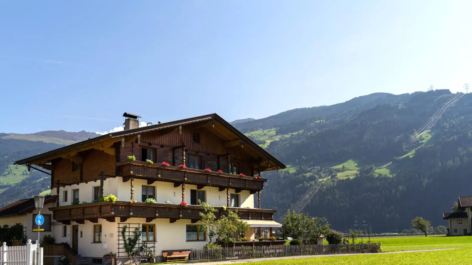 Fankhauser-Exterior summer