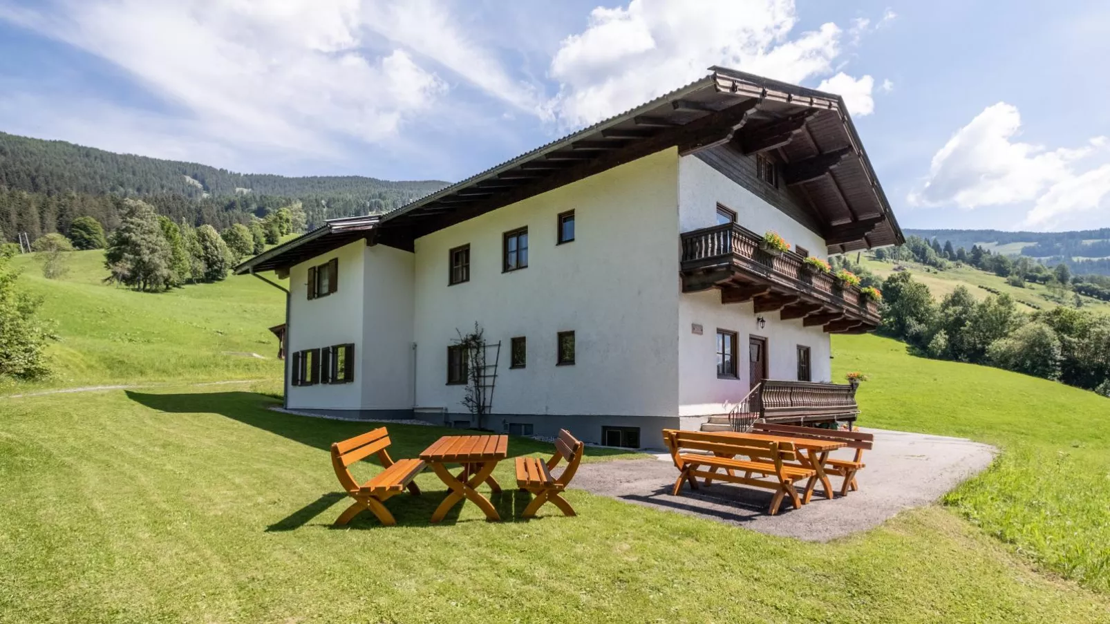 Schwoichbauer II-Exterior summer