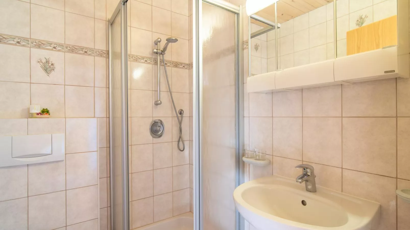 Haus Sporer-Bathroom