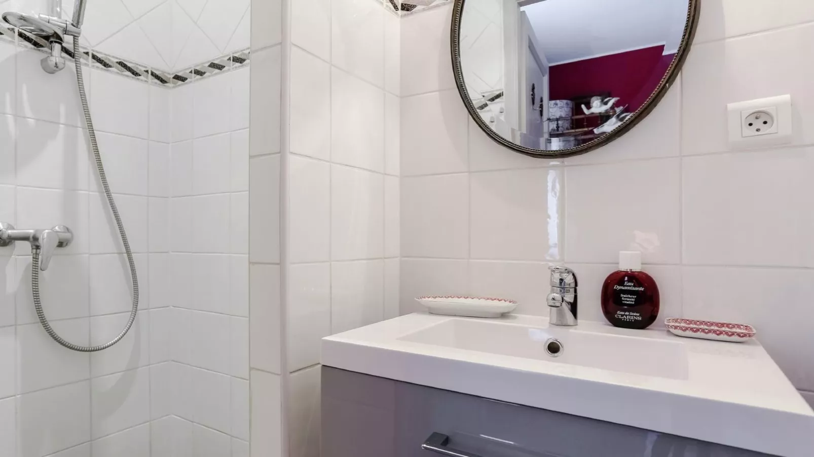 Le Cezanne-Bathroom
