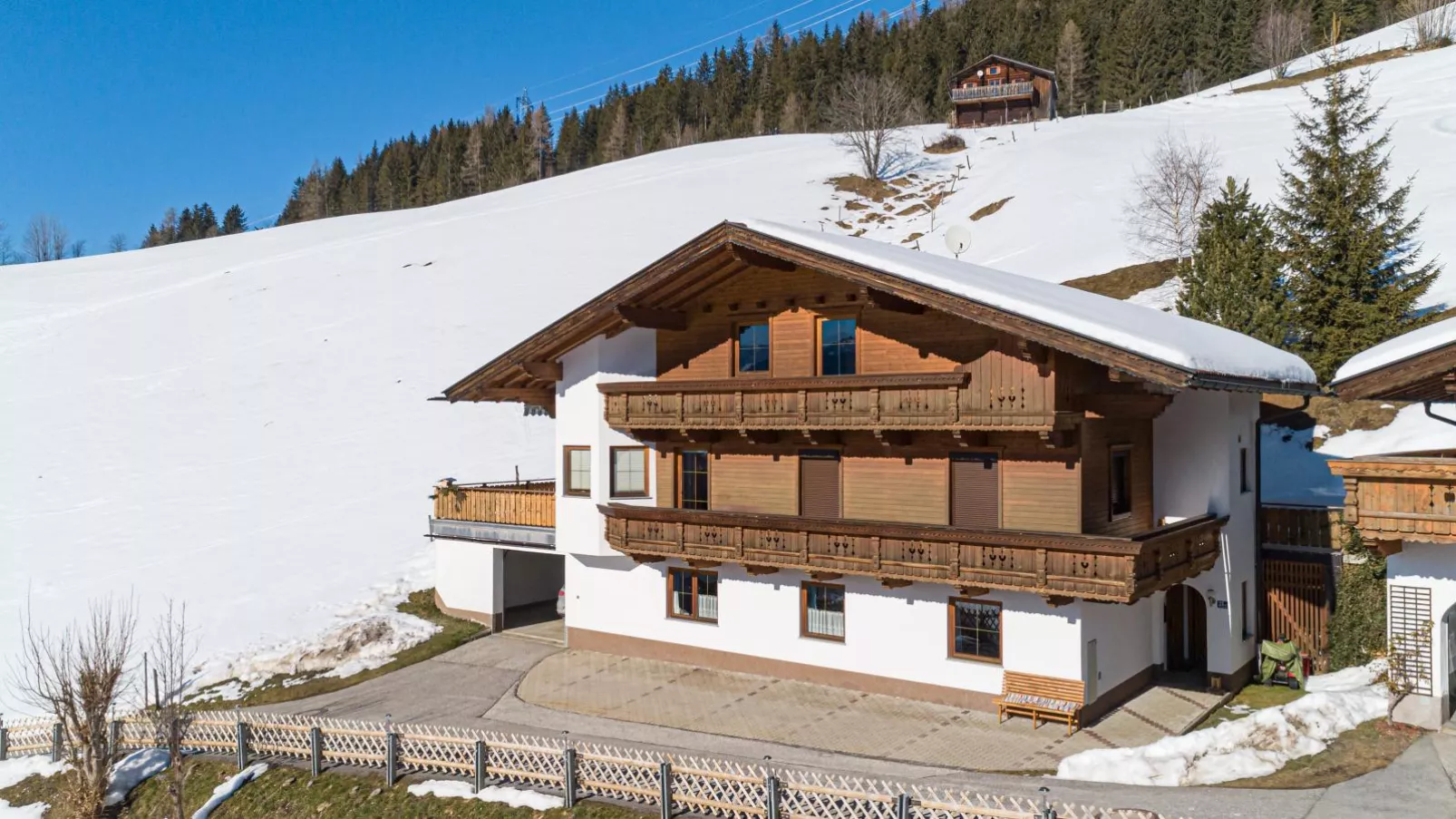 Haus Sporer-Exterior winter