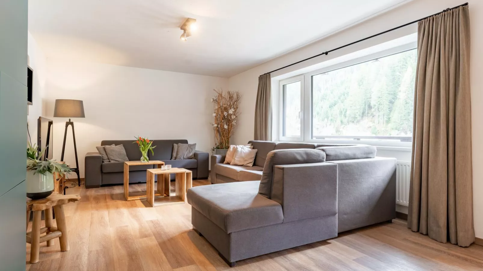 Heimelig L-Living room