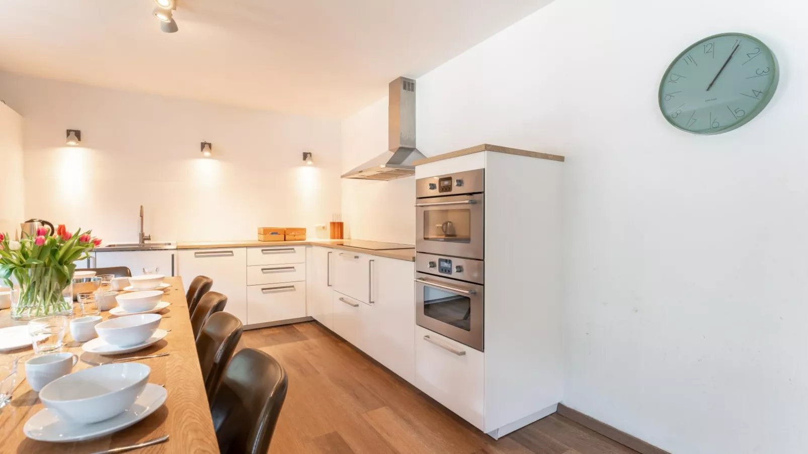 Heimelig L-Dining room
