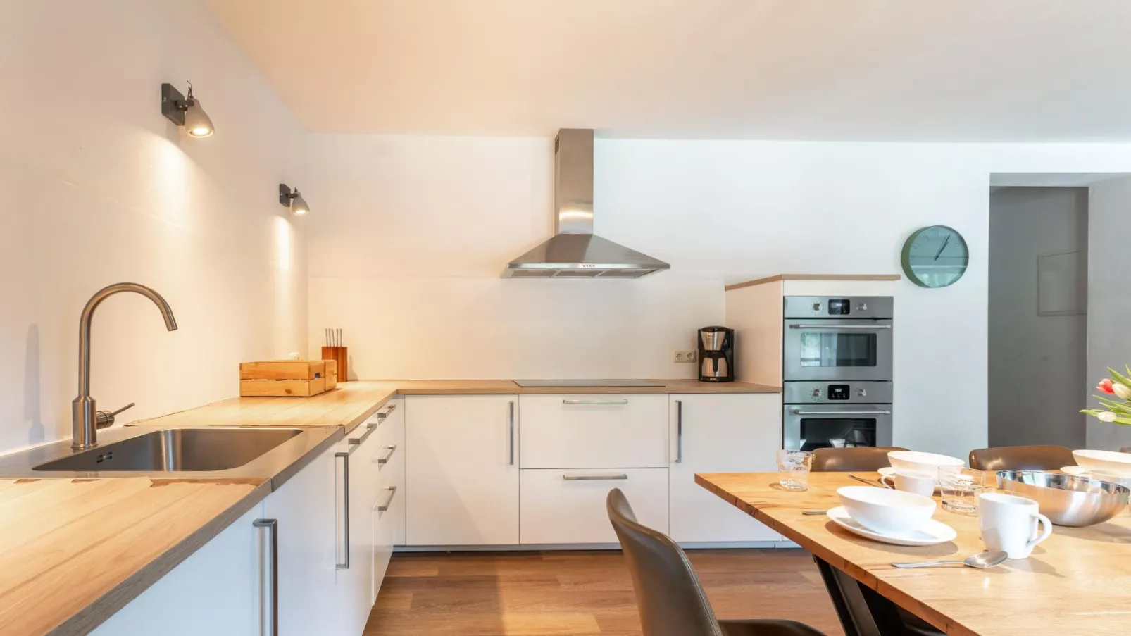 Heimelig L-Kitchen