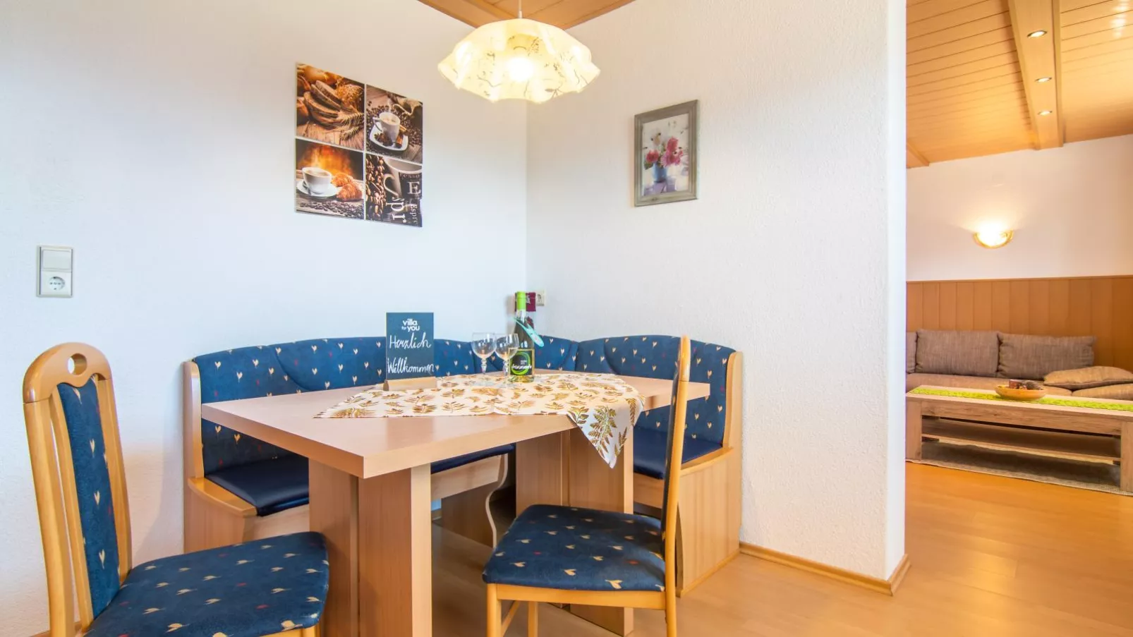 Haus Rieder-Dining room