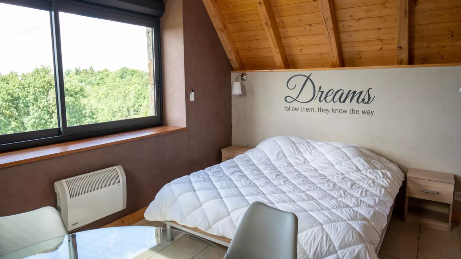 Gite Les Corbieres-Schlafzimmer