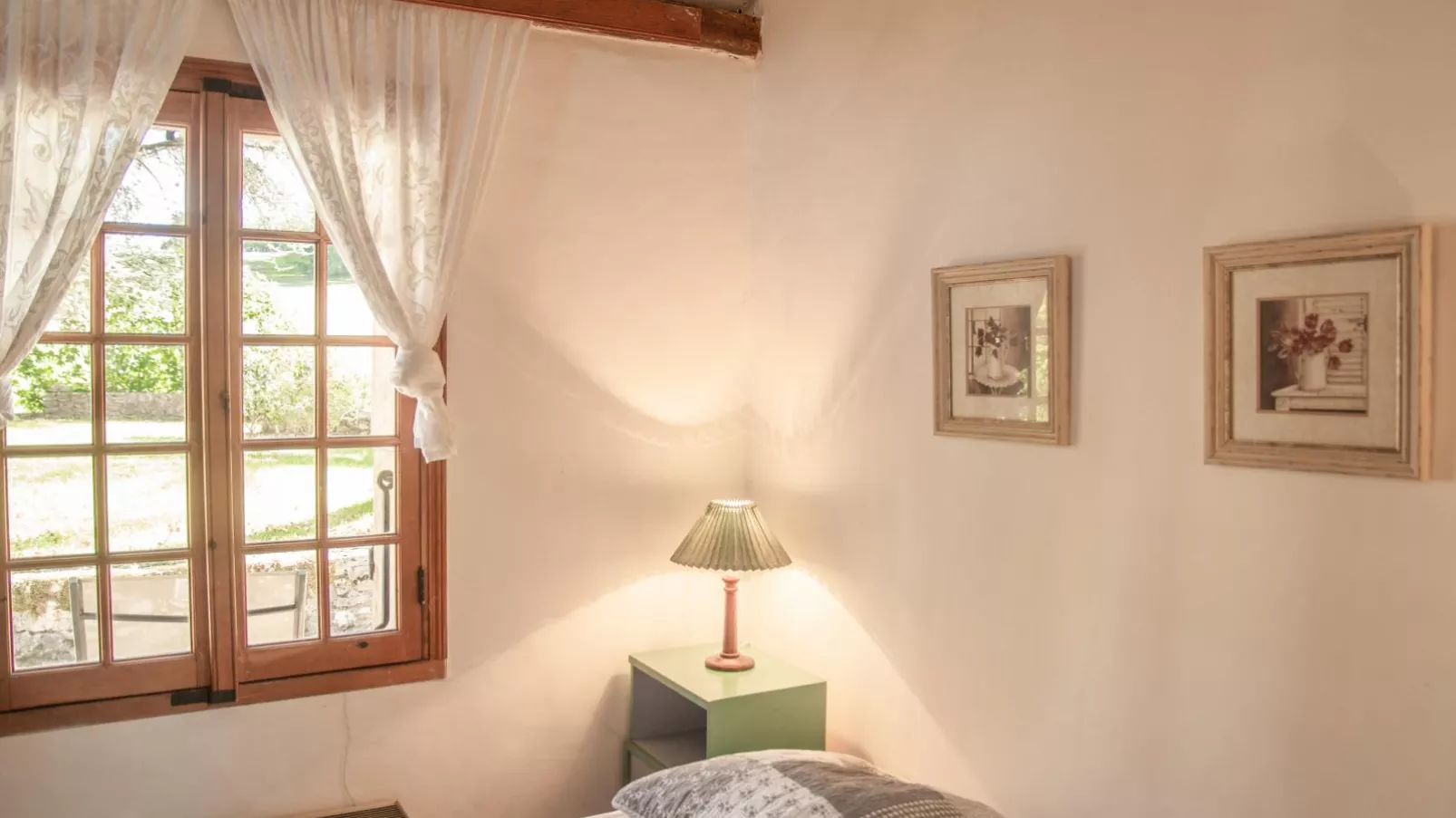 Maison Sauveterre-la-Lémance-Bedroom