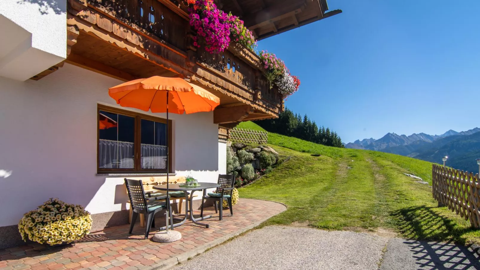 Haus Rieder-Terrace balcony