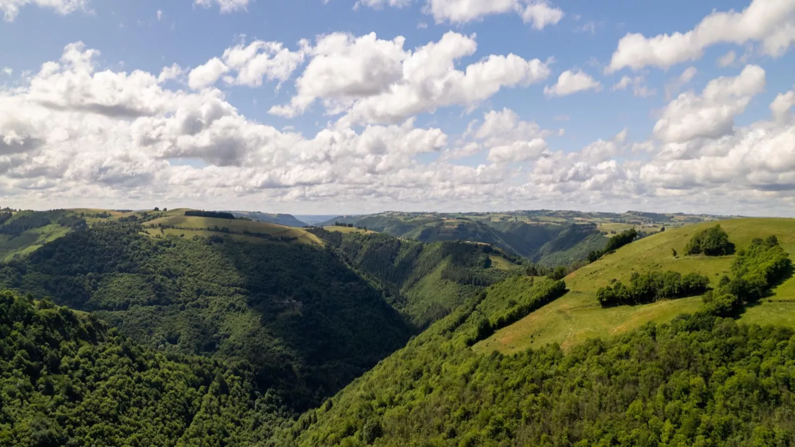 Gite Les Corbieres-Aussicht Sommer