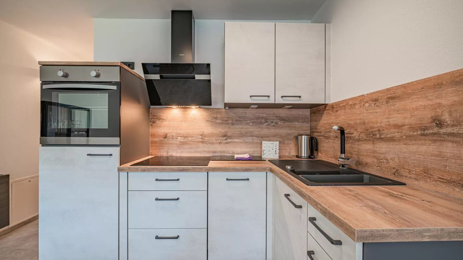 Hohe Salve L-Kitchen