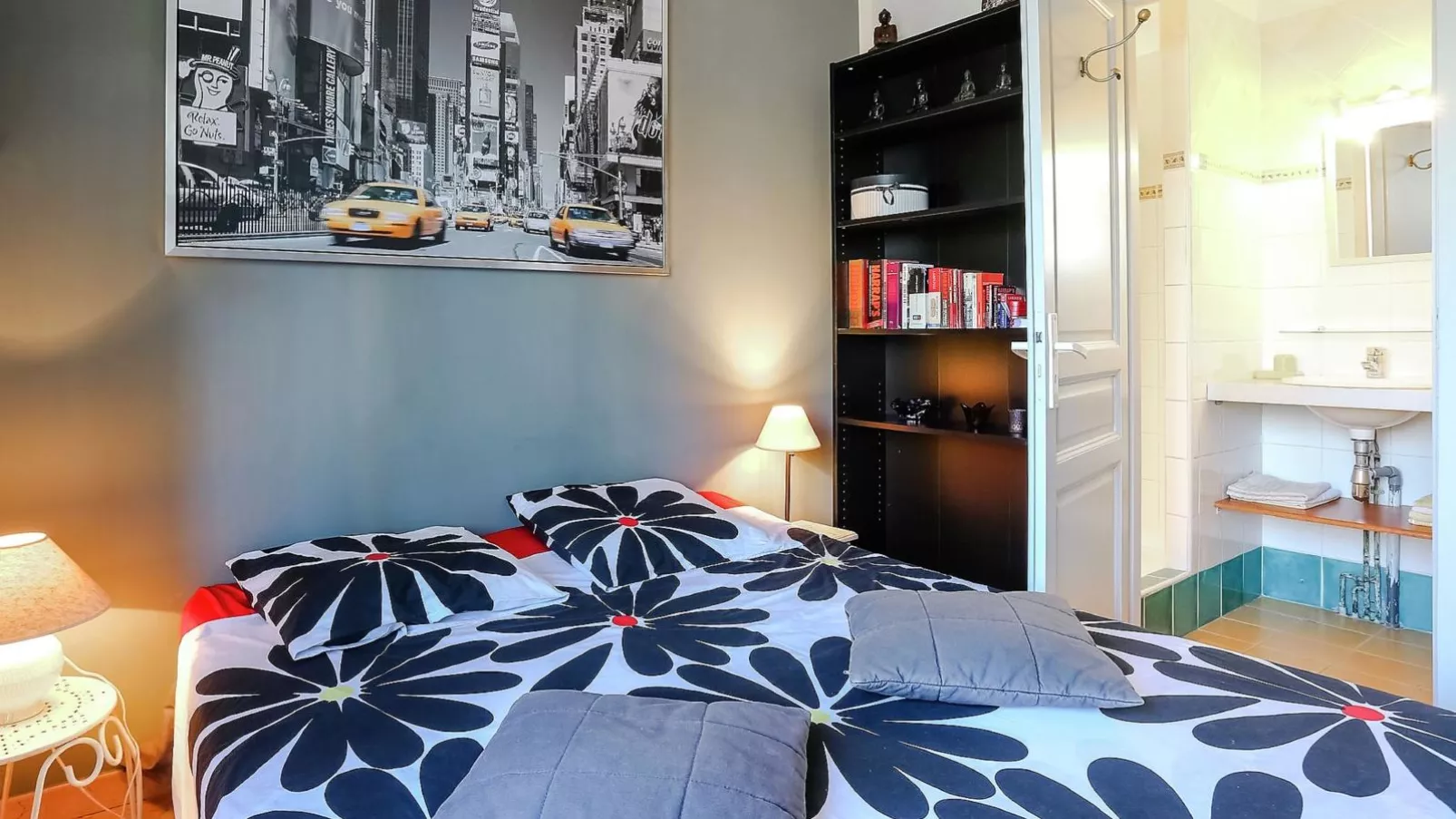 Le Cezanne-Bedroom