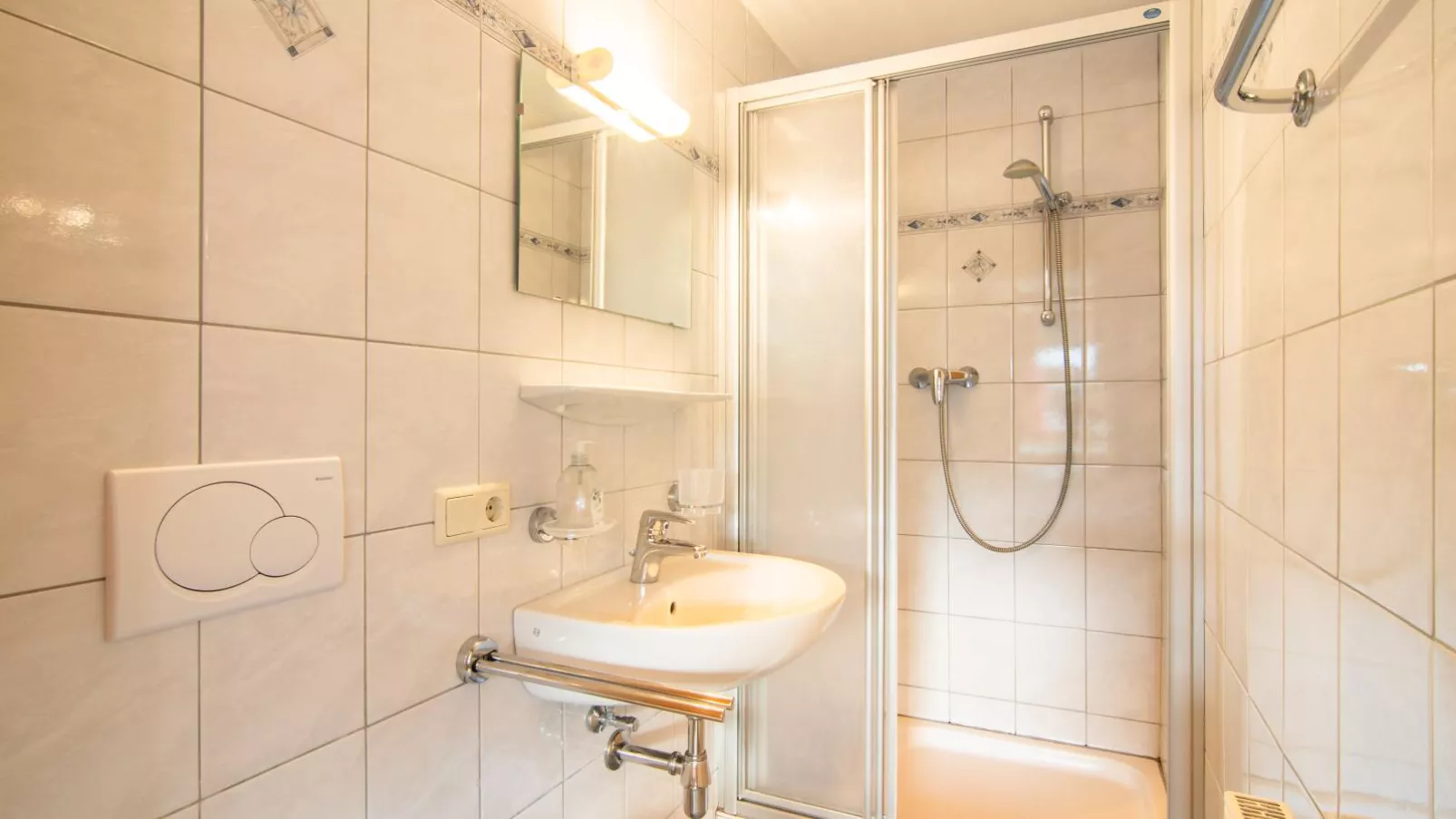 Chalet Blaserhof-Bathroom