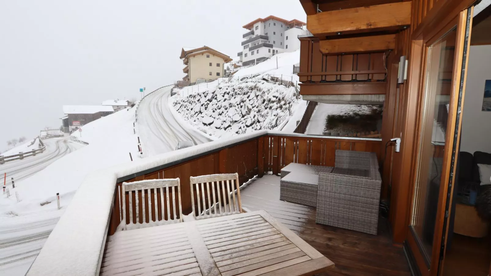 Hoog Hout-Terrace balcony