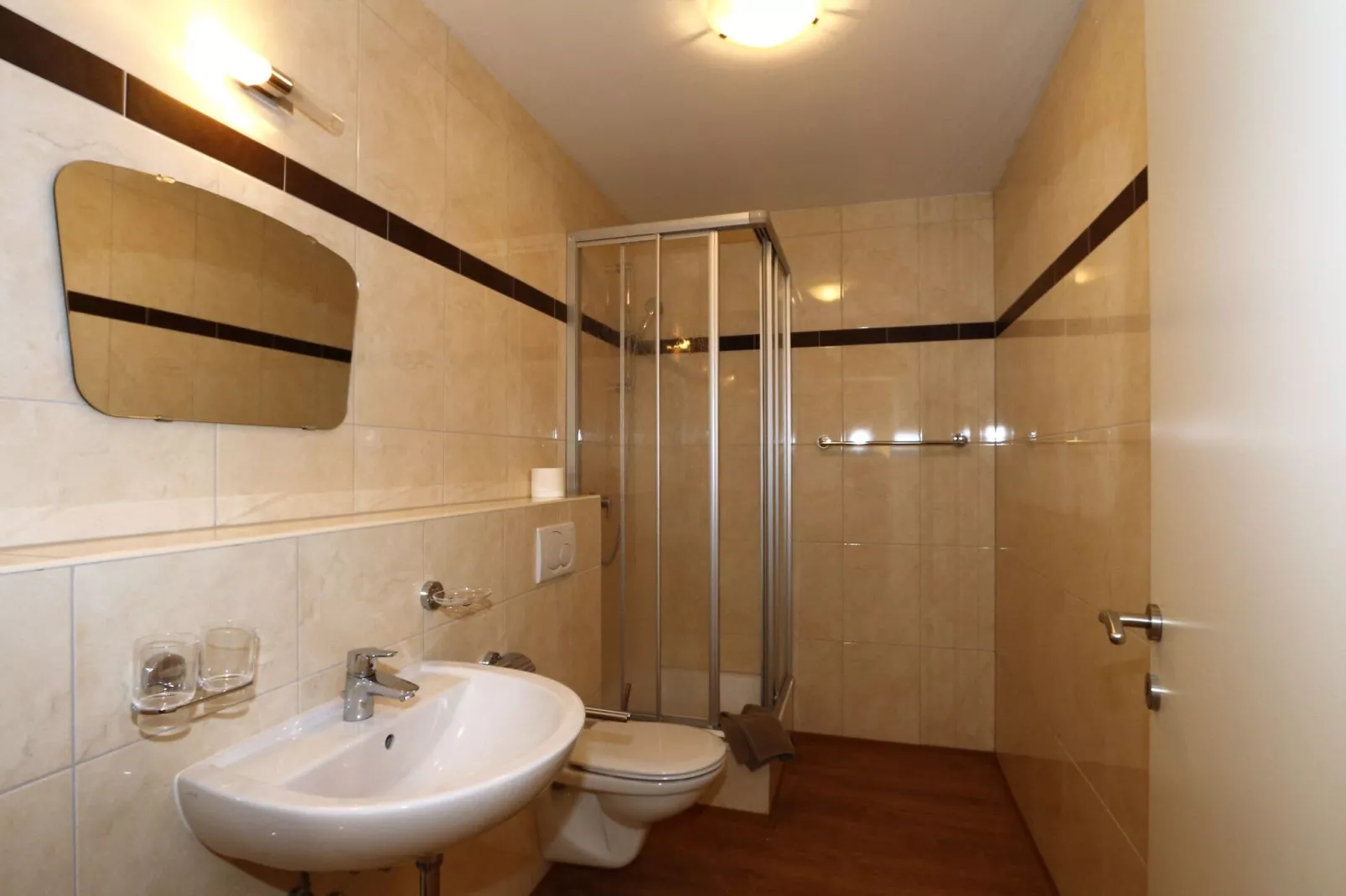 Hirschbichlalm - 8 Personen - Badezimmer