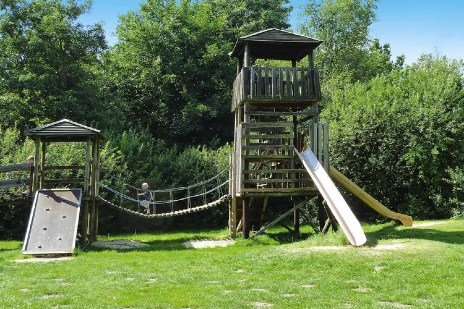 Typ C Haus 363 364 361 362-Gardens summer
