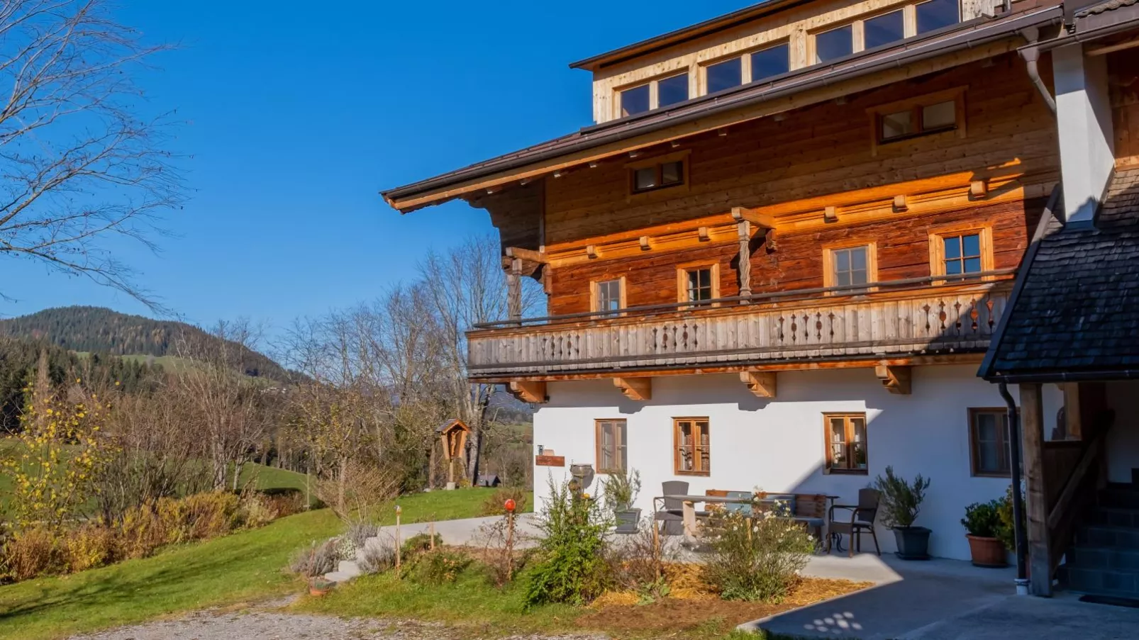 Schlafhamhof-Exterior summer