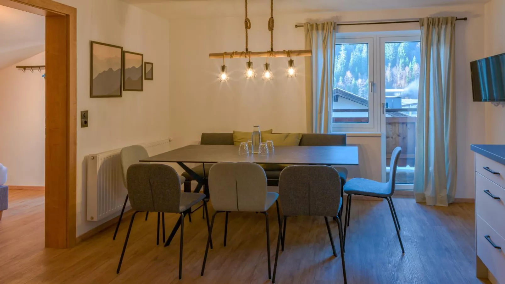 Tirola Stadl-Dining room