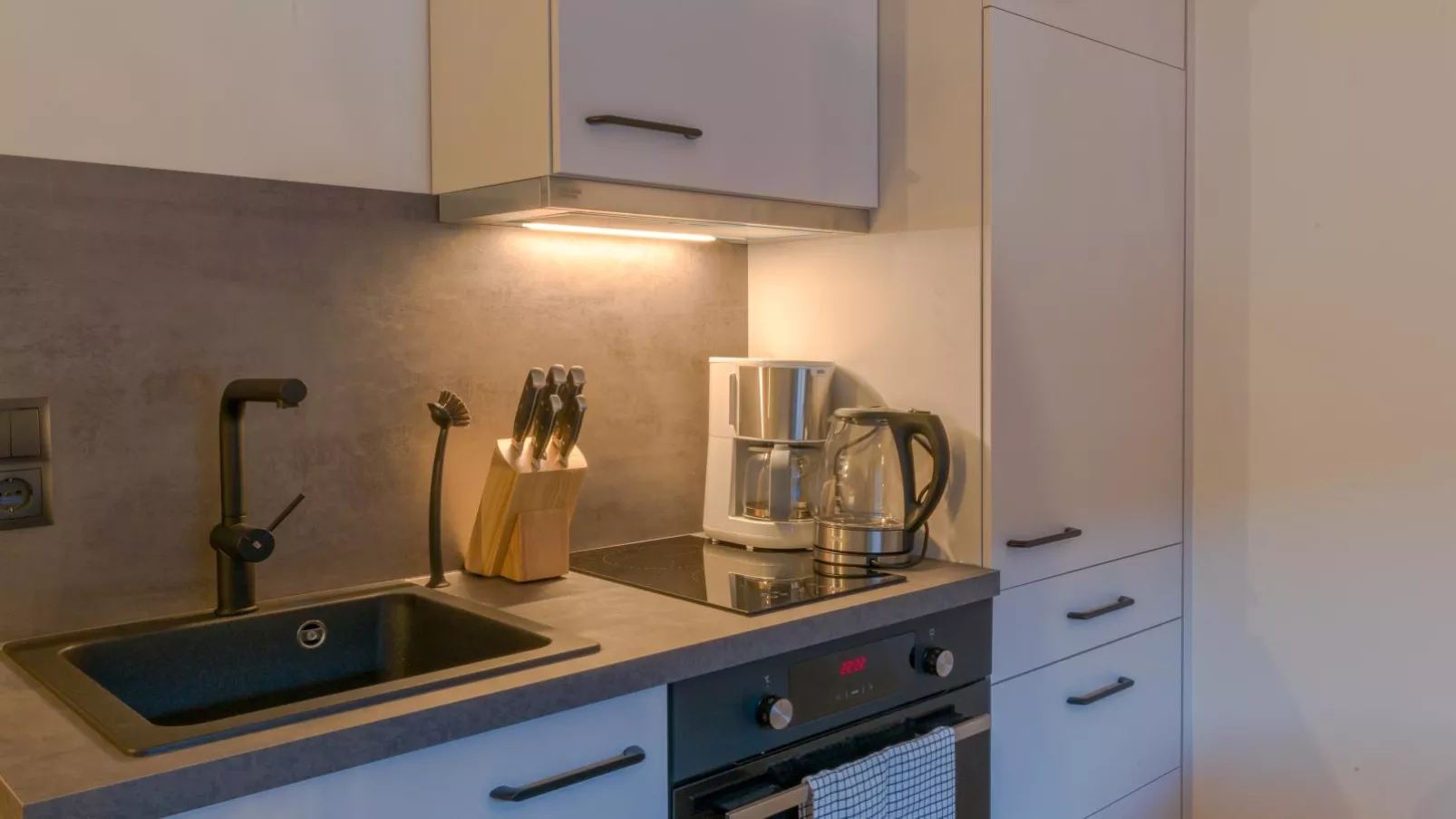 Tirola Stadl-Kitchen