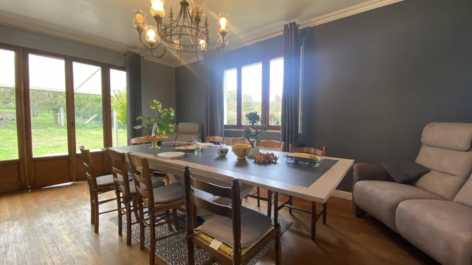Maison Bolbec-Dining room