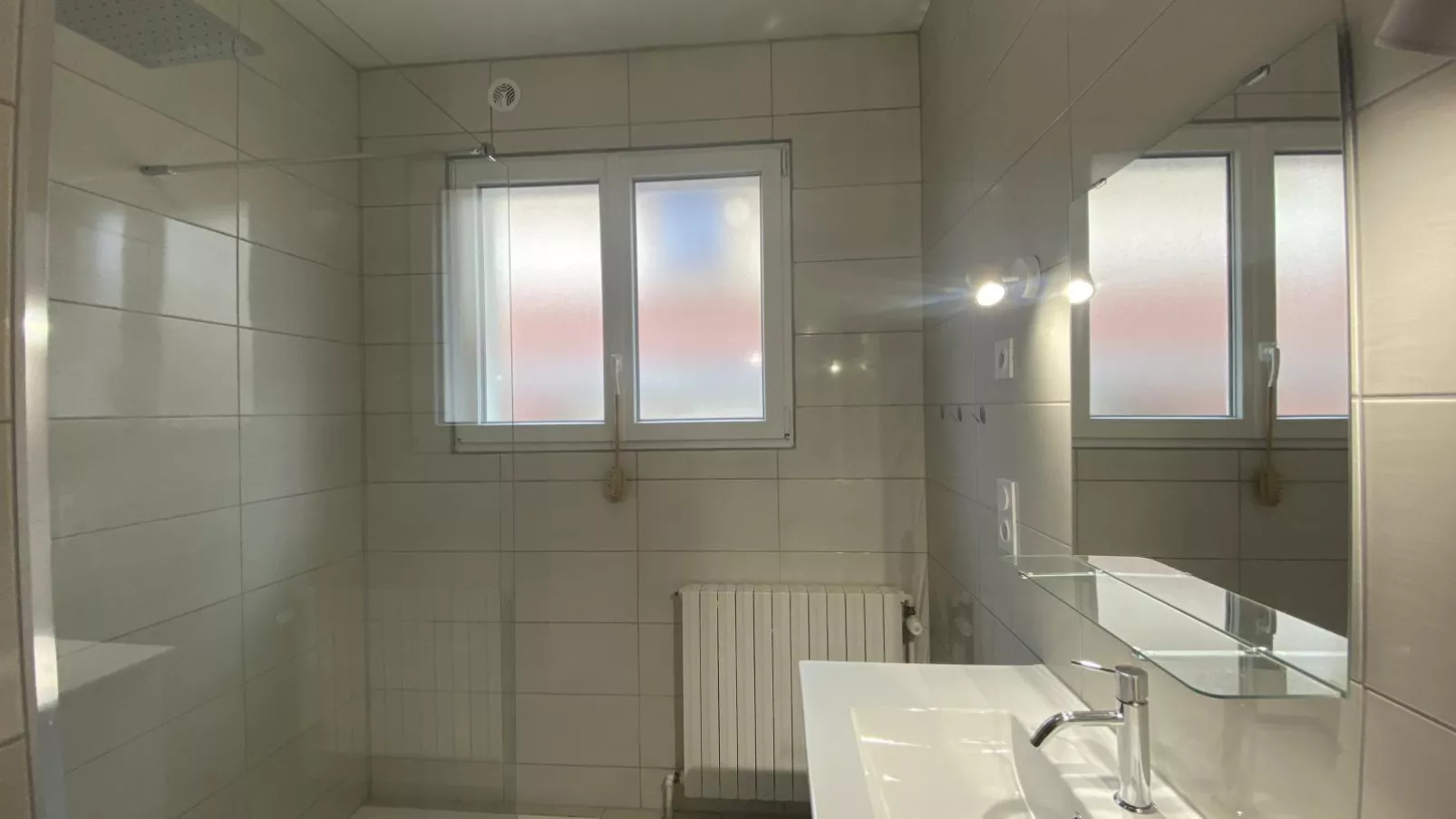 Maison Bolbec-Bathroom