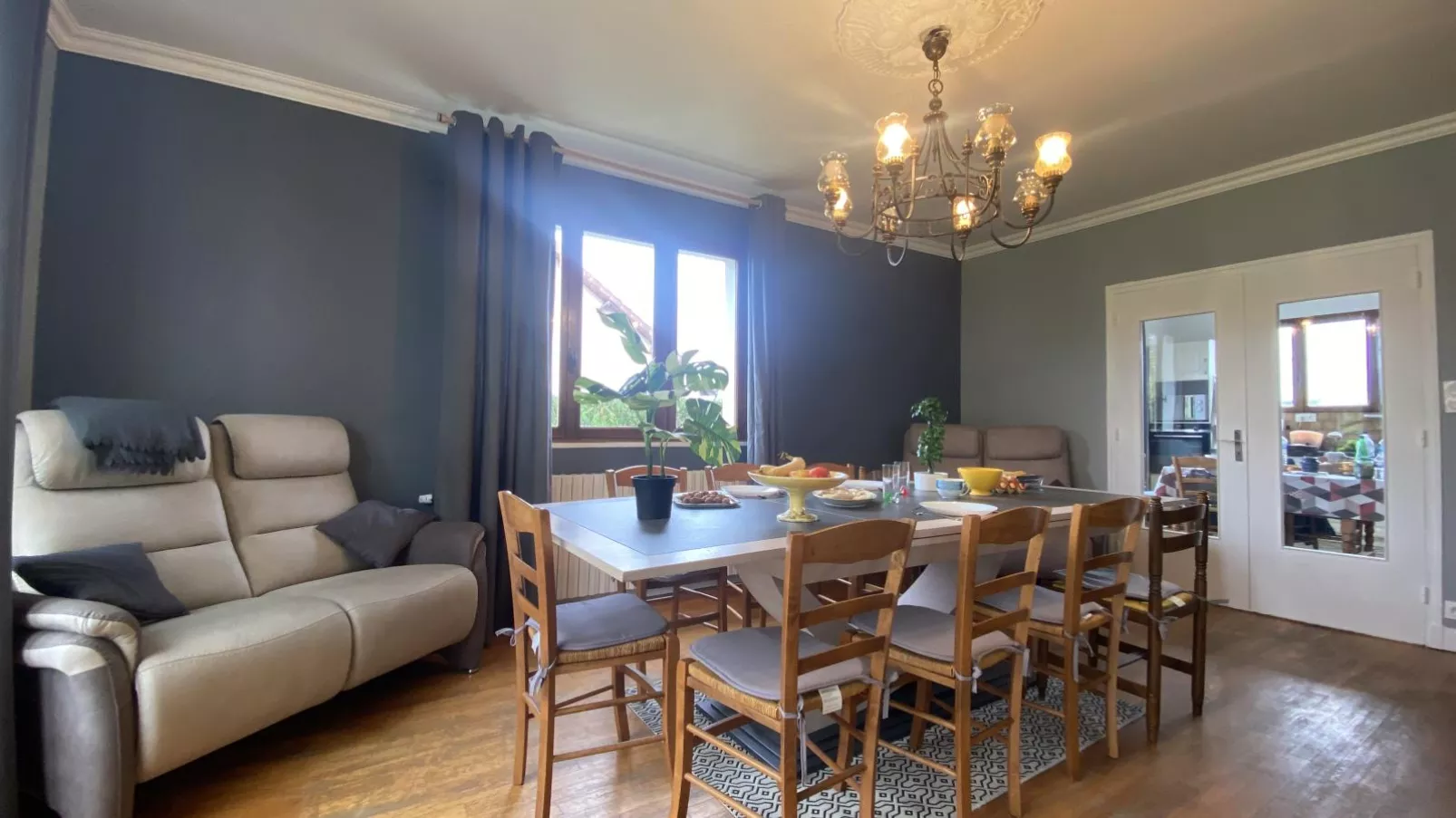 Maison Bolbec-Dining room