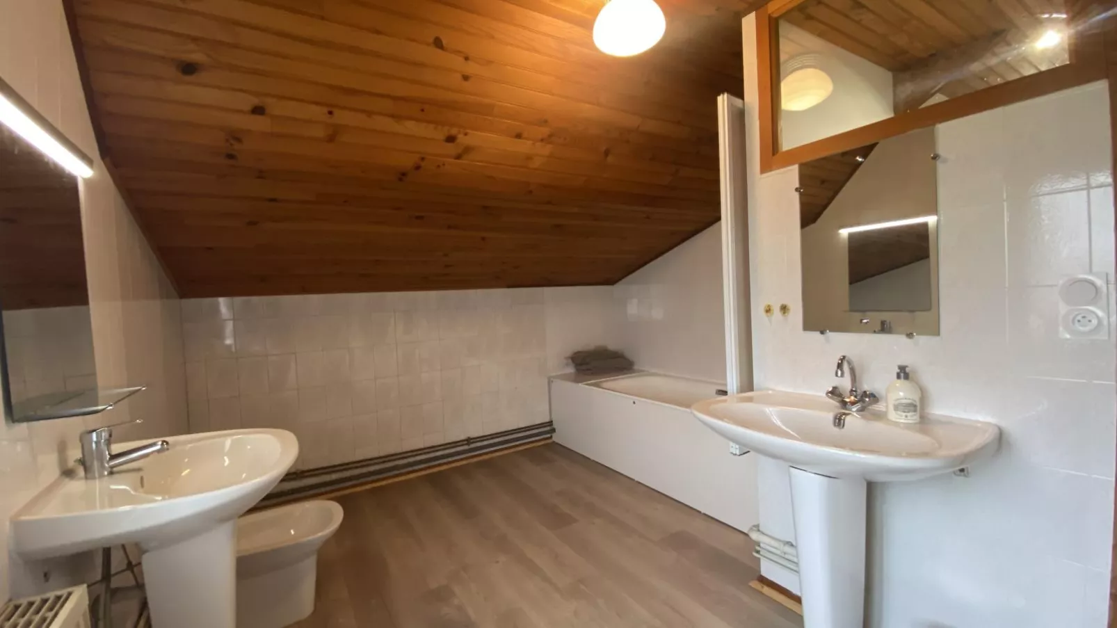 Maison Bolbec-Bathroom