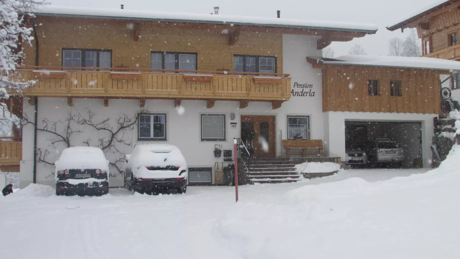 Anderla 1-Exterior winter