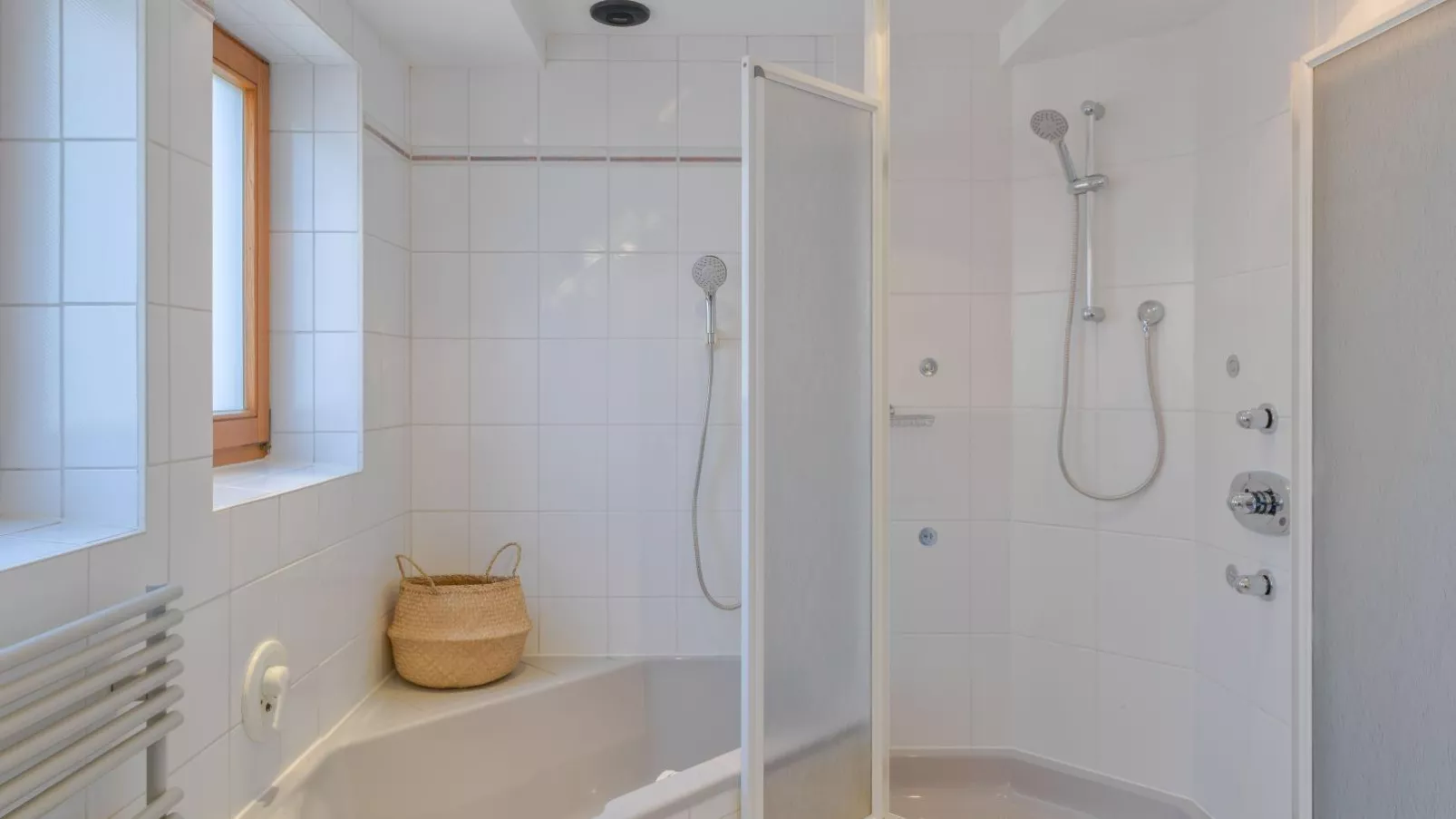 Tirola Stadl Lois-Bathroom