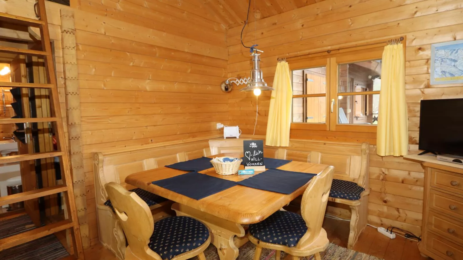 Kogelnig-Hütte-Dining room